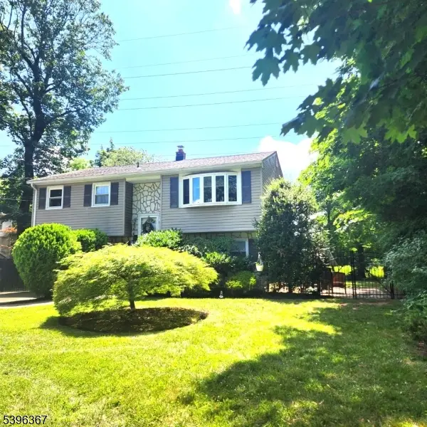 5 Cecilia Pl, Fanwood, NJ 07023 - Image #2