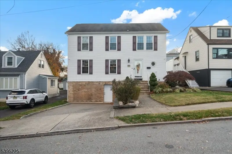 239 Lexington Ave, Paterson, NJ 07502 - Image #2