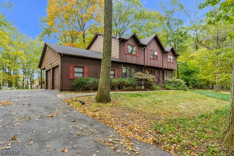 20 Longhill Rd, Randolph, NJ 07869 - Image #2