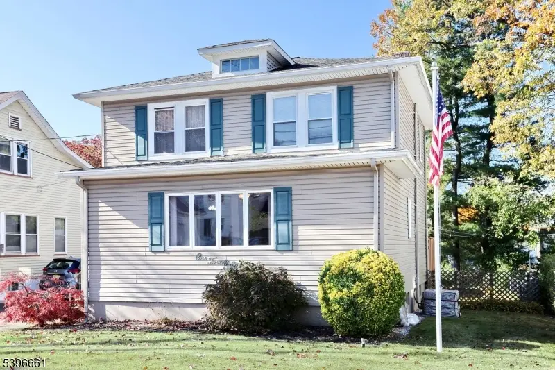 128 9th Ave, Hawthorne, NJ 07506 - #1