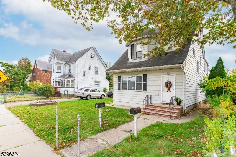 249 Delawanna Ave, Clifton, NJ 07014 - #3