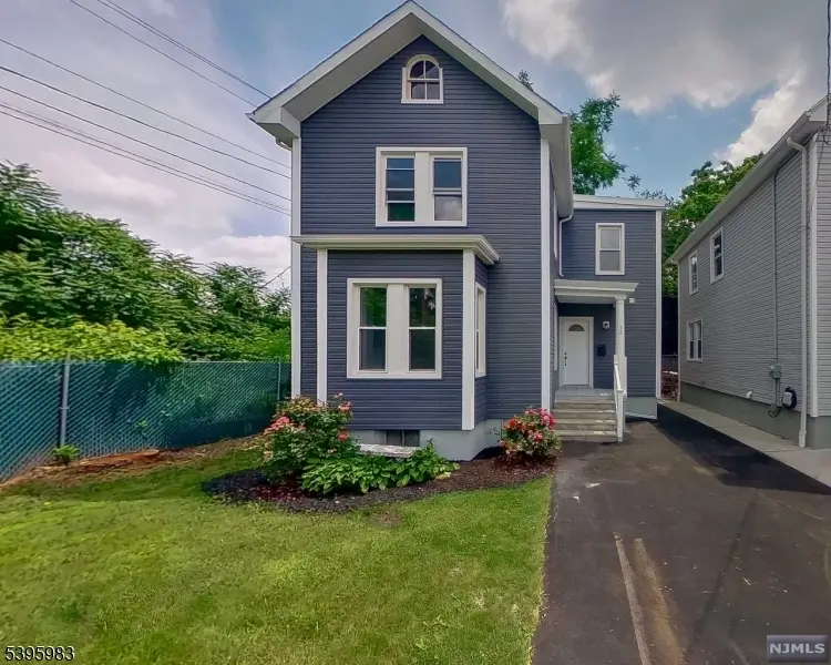 32 Meadow St, East Orange, NJ 07017 - Image #1