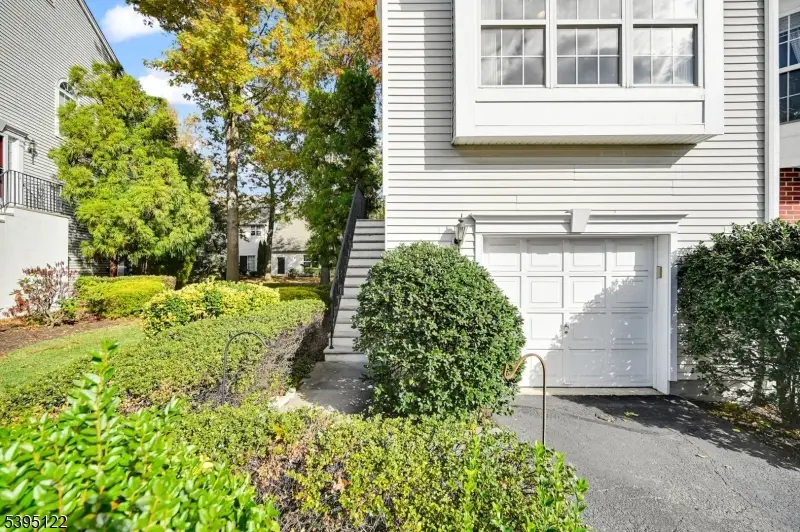 219 Swathmore Dr, Nutley, NJ 07110 - Image #3