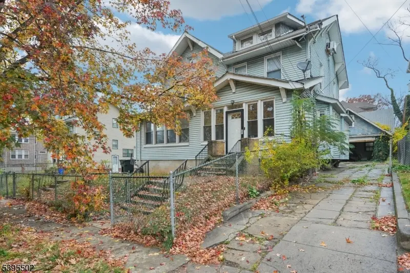 77 Shephard Ave, Newark, NJ 07112 - Image #1