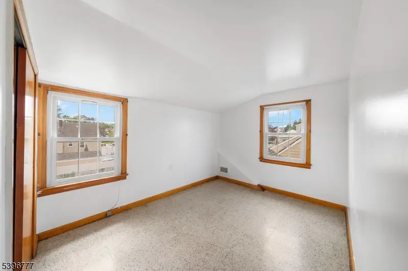 707 Erudo St, Linden, NJ 07036 - Image #3