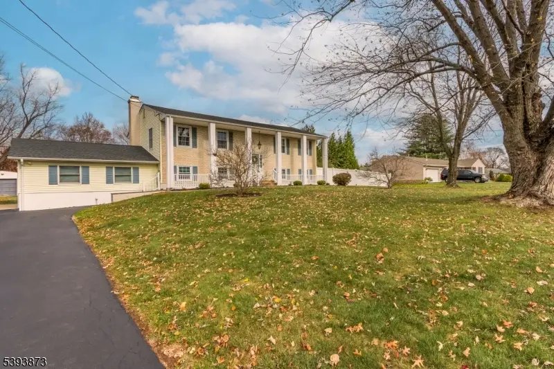 37 Arthur Rd, Belle Mead, NJ 08844 - Image #3