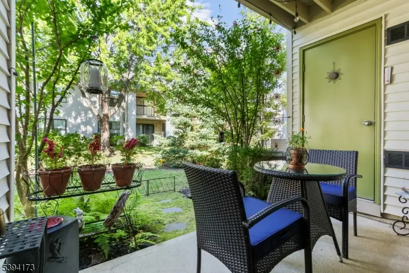 1902 Bayhead Dr, Parlin, NJ 08859 - Image #3