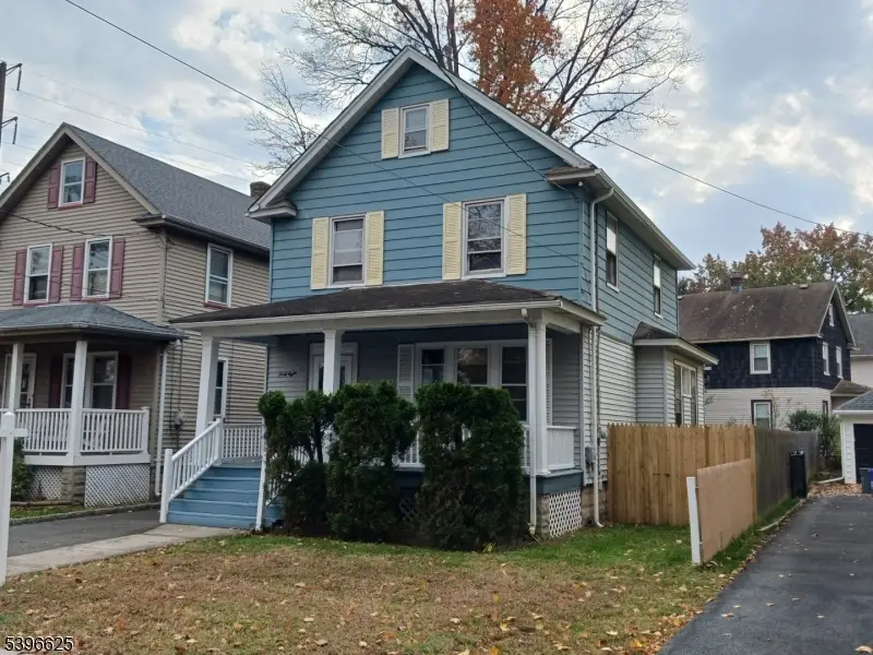 48 W Hazelwood Ave, Rahway, NJ 07065 - Image #2