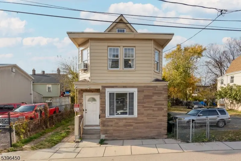 33 Lafayette St, City Of Orange, NJ 07050 - #1