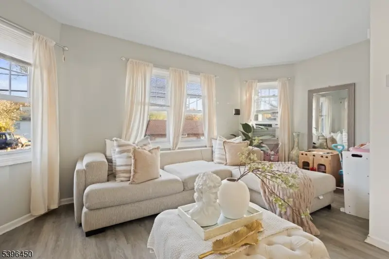 33 Lafayette St, City Of Orange, NJ 07050 - #2