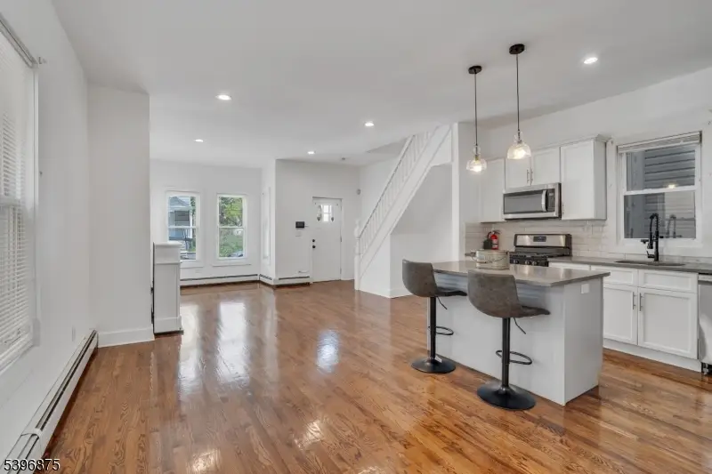 142 Steuben St, East Orange, NJ 07018 - Image #2