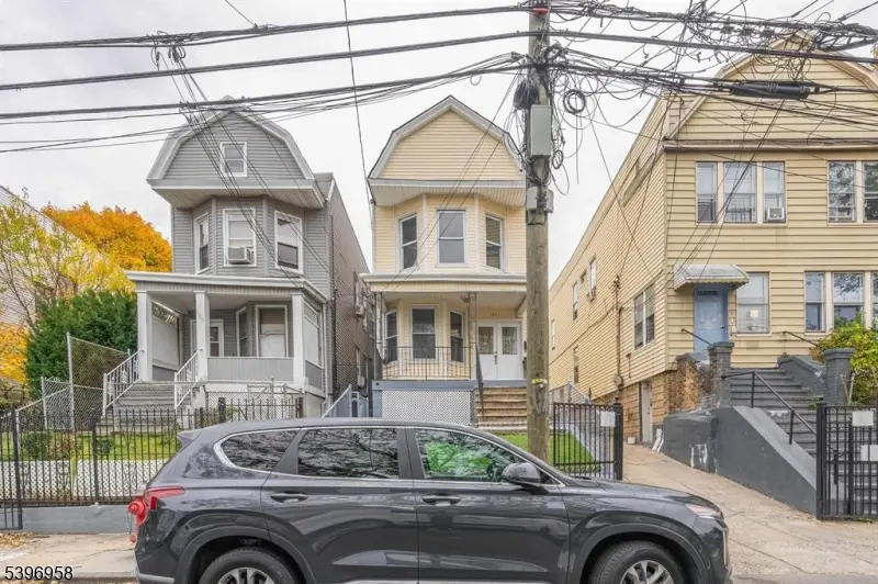 107 Randolph Ave, Jersey City, NJ 07305 - Image #1