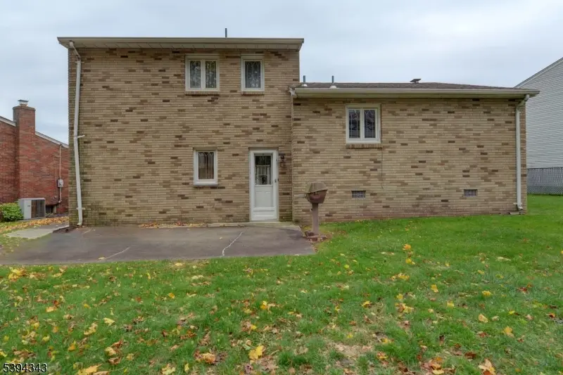 184 Abbe Ln, Clifton, NJ 07013 - Image #3