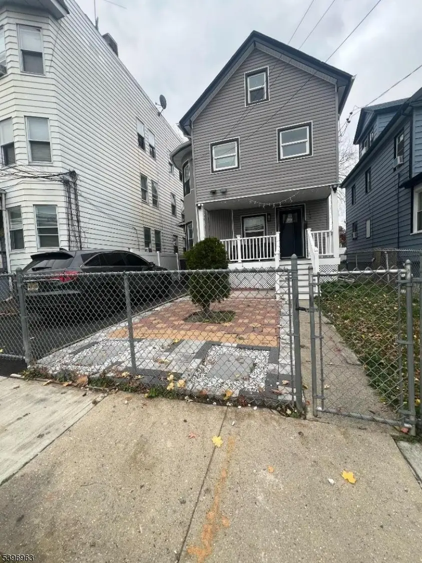 149 Smith St, Newark, NJ 07106 - Image #2