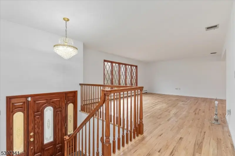 44 Madison St, Long Hill, NJ 07933 - Image #2
