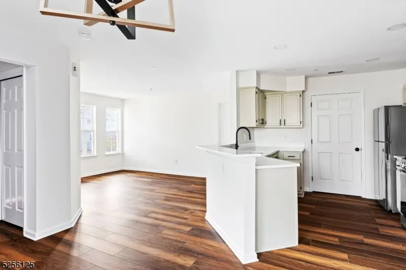 6001 Tudor Dr, Pompton Plains, NJ 07444 - #1