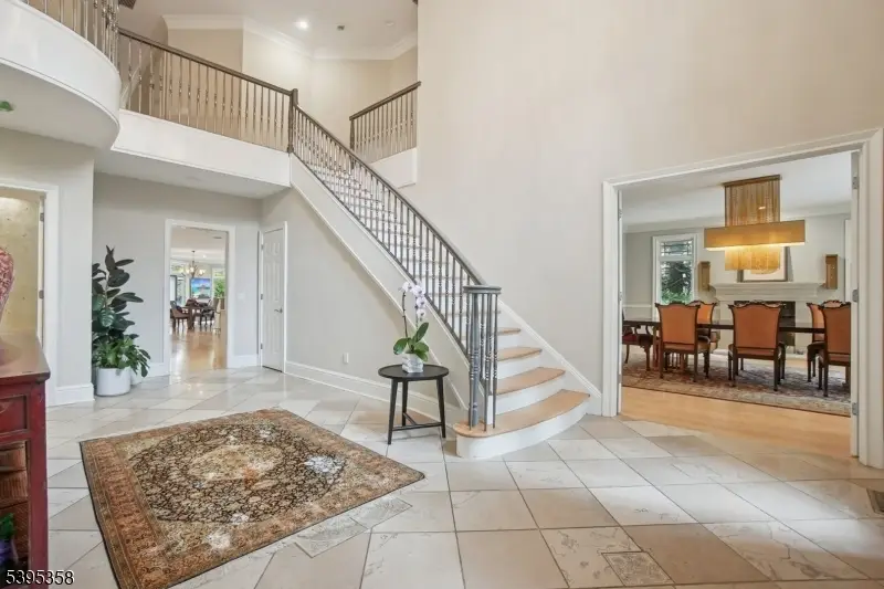 126 Fairfield Dr, Millburn, NJ 07078 - Image #3