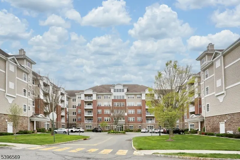10203 Warrens Way #203, Wanaque, NJ 07465 - Image #2