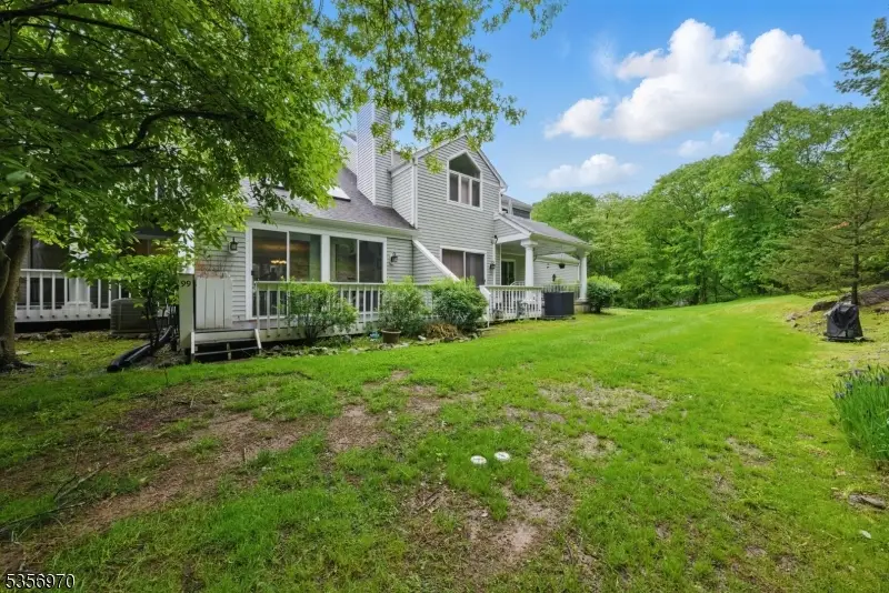 99 Sleepy Holw, Lake Mohawk, NJ 07871 - Image #3