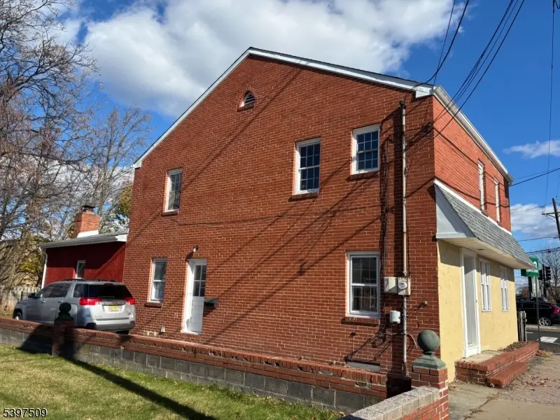 10 Brooks Blvd, Manville, NJ 08835 - Image #2