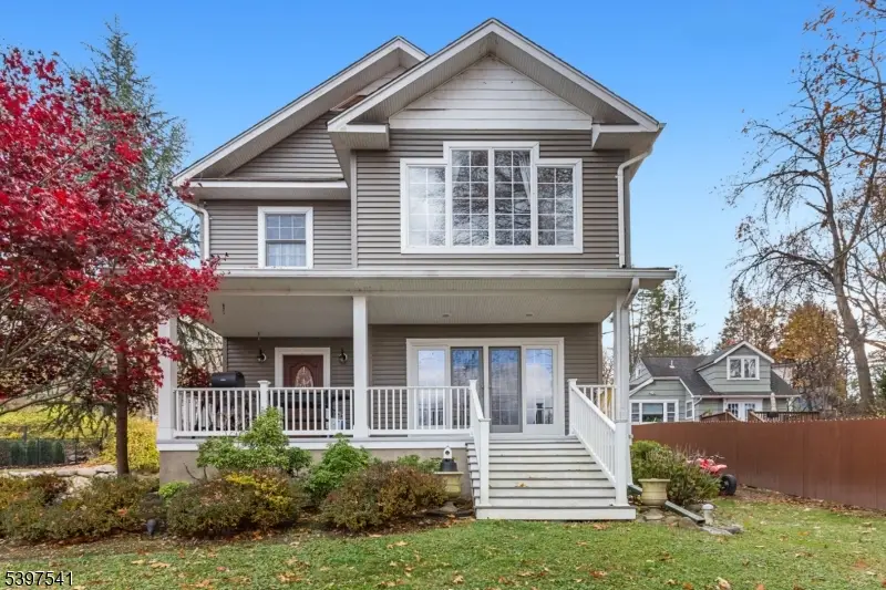 34 Upper Lakeview Ave, Ringwood, NJ 07456 - #1