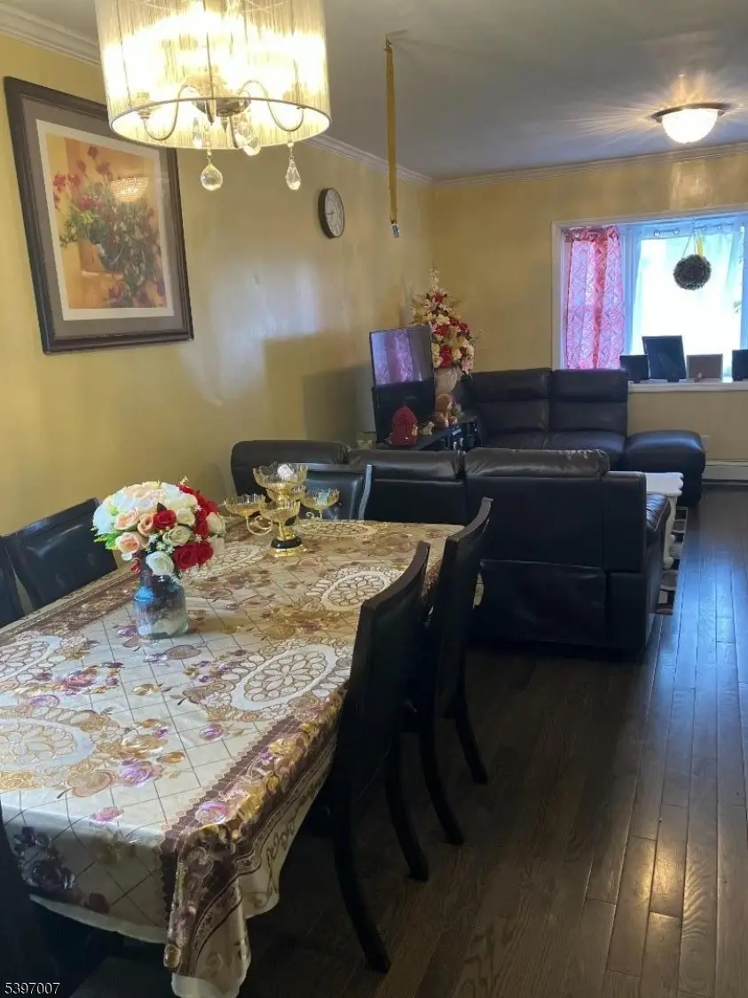 21 Lake St, East Orange, NJ 07017 - #3