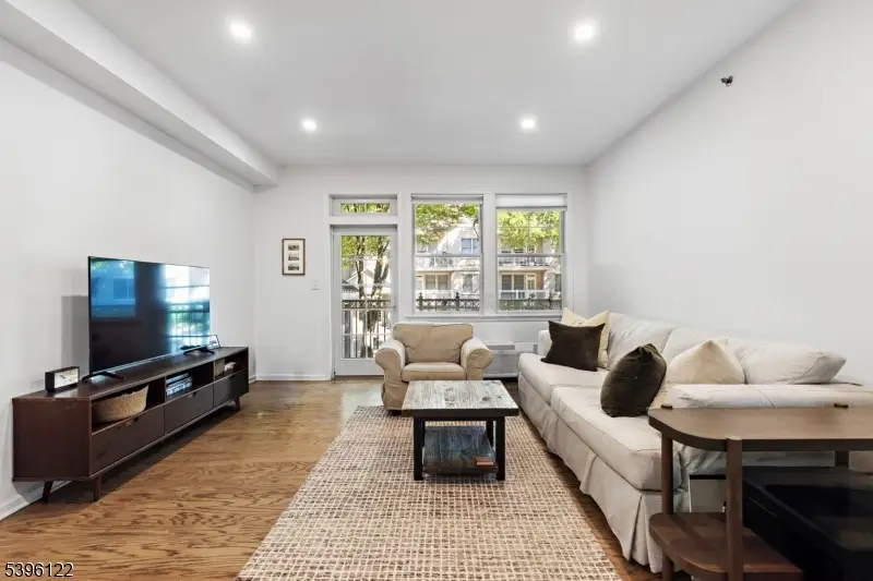 4 Constellation Pl 101 #101, Jersey City, NJ 07305 - #1