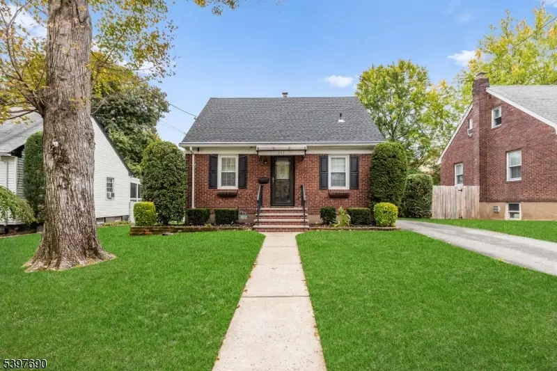 862 Grant Ave, Maywood, NJ 07607 - #1