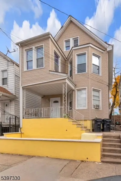 15 Highland Ave, Newark, NJ 07104 - Image #1