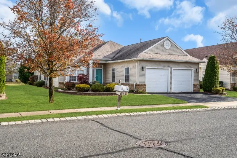 6 Margaux Dr, Manchester Township, NJ 08759 - #3