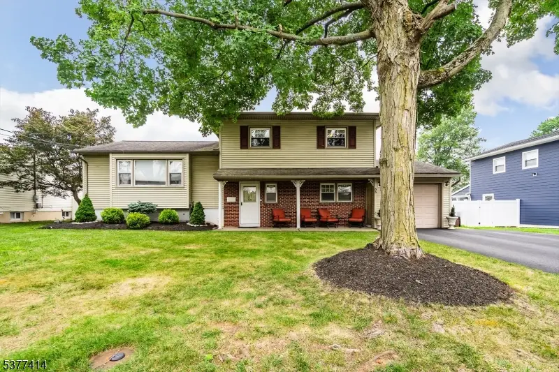 53 Richard St, Clark, NJ 07066 - Image #1