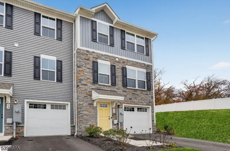 55 Limestone Blvd, Washington, NJ 07882 - Image #2