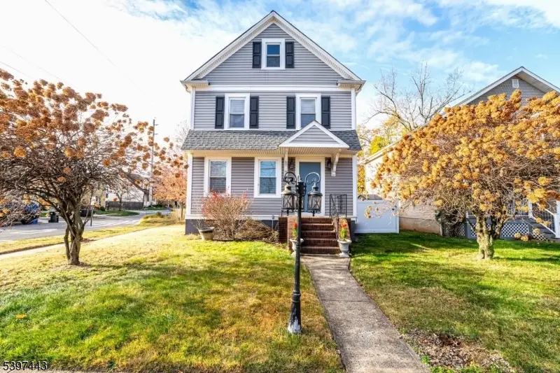 403 Jackson Ave, Dunellen, NJ 08812 - #1