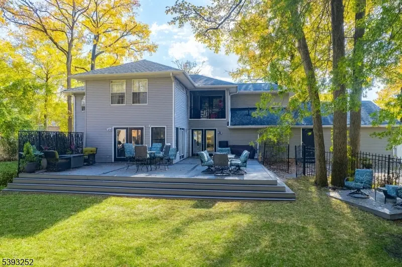 26 Harding Ave, Edison, NJ 08820 - Image #3