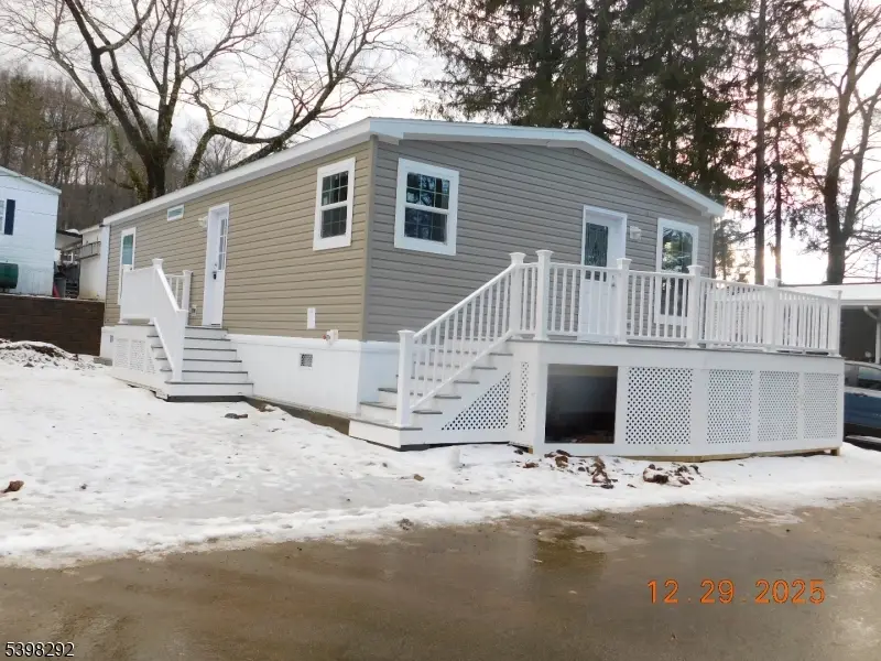 9 Front Street, Oxford, NJ 07863 - Image #1