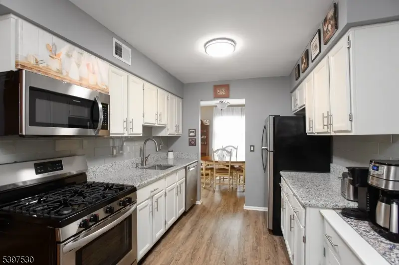 14 Manor Dr, Hillsborough, NJ 08844 - Image #3