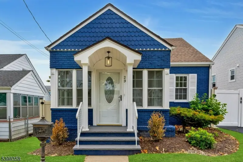 29 Sunset Ave, Belleville, NJ 07109 - Image #2