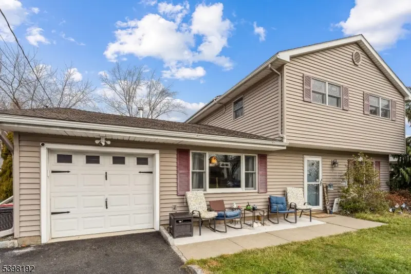 7 Overbrook Rd, Flanders, NJ 07836 - Image #1