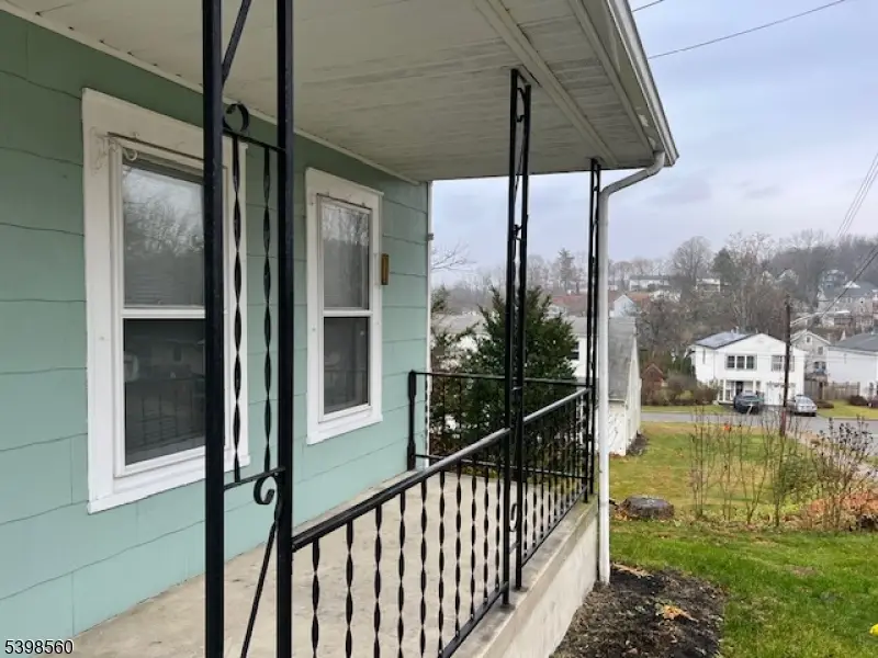 6 Chestnut St, Sussex, NJ 07461 - Image #2