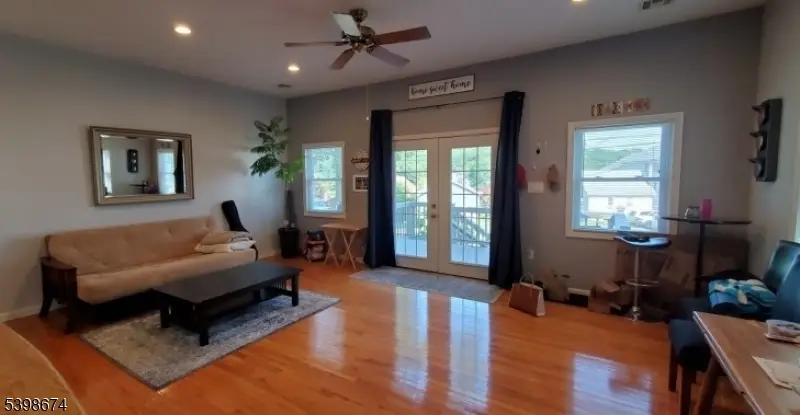 10 N River Styx Rd, Hopatcong, NJ 07843 - Image #3