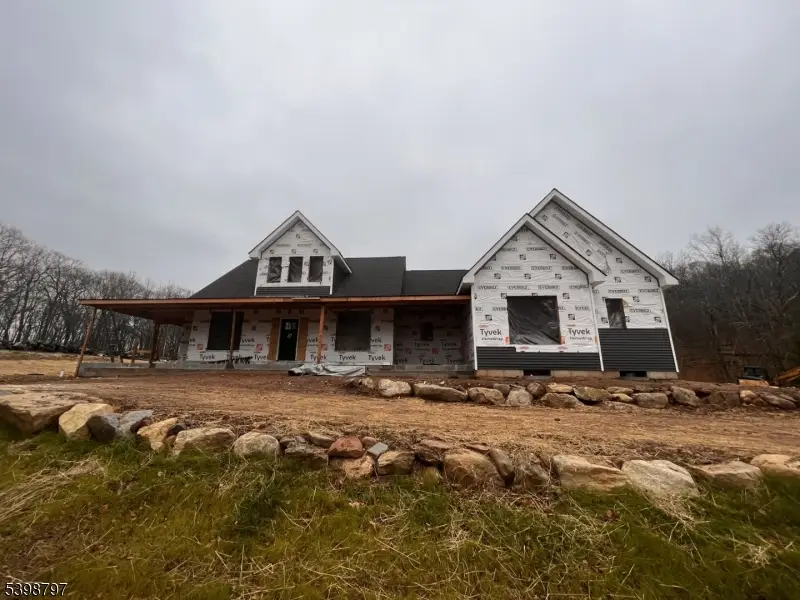 108 Highland Lakes Rd, Vernon Township, NJ 07422 - Image #1