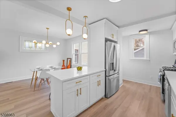 48 Adams St, Irvington Twp., NJ 07111