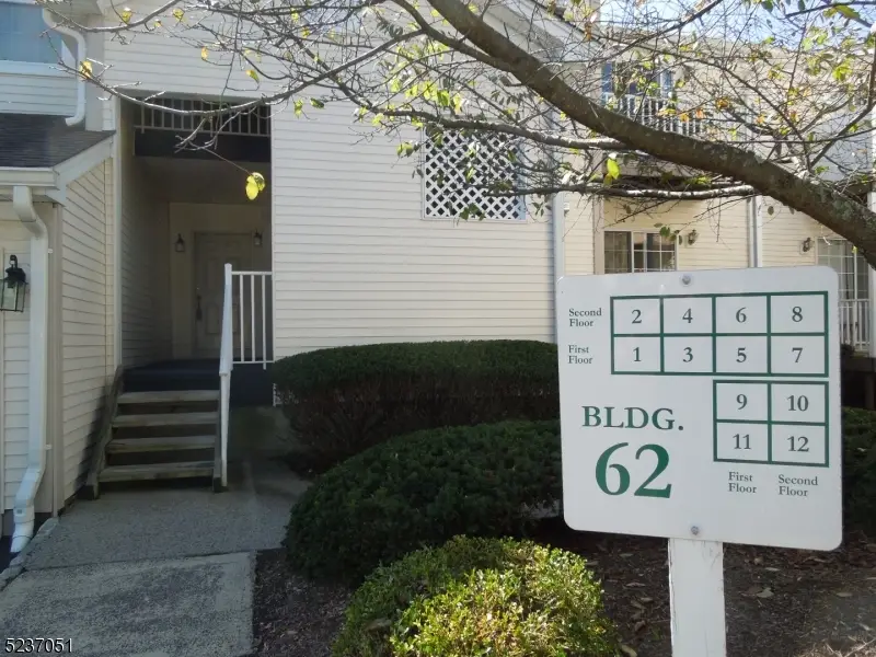 1 Potomac Dr Condo, Bernards, NJ 07920 - Image #2