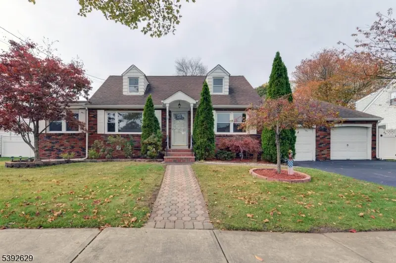 29 Winifred Dr, Totowa, NJ 07512 - #1