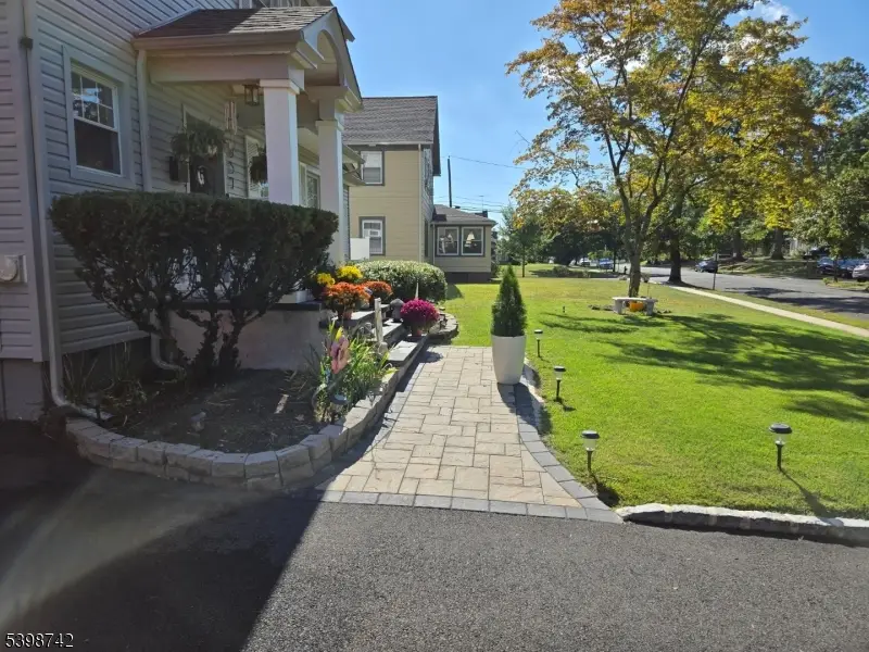 957 Myrtle Ave, Plainfield, NJ 07063 - Image #3