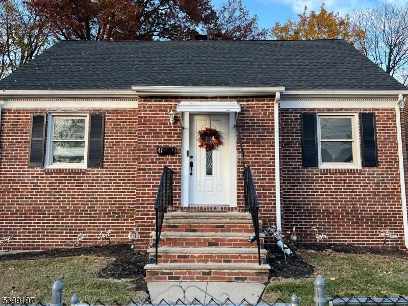 47 Dupont Pl, Irvington, NJ 07111 - Image #1