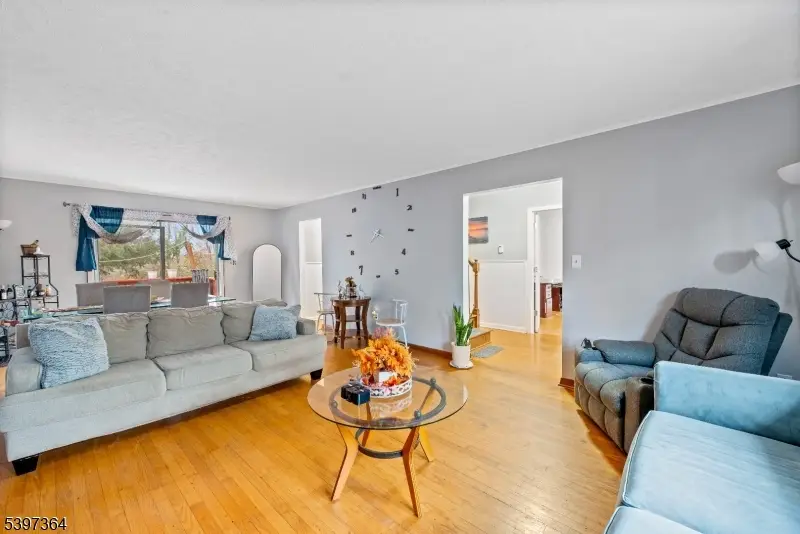 21 Laurie Rd, Landing, NJ 07850 - Image #3