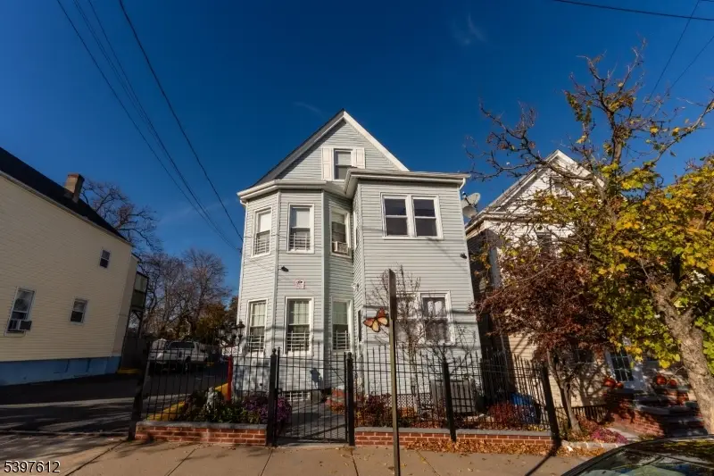 284 Summer St, Passaic, NJ 07055 - #1
