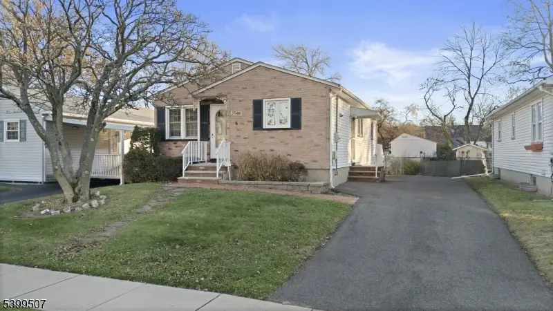 123 Edgewood Ter, South Bound Brook, NJ 08880 - Image #1