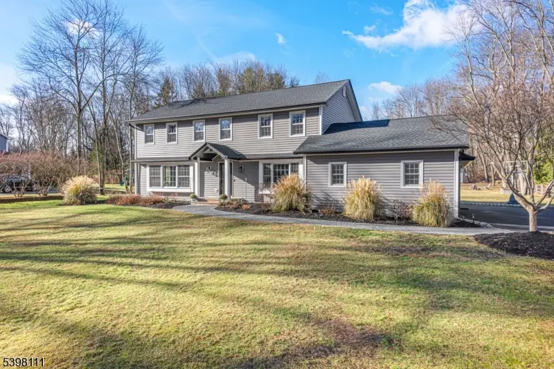 18 Dean Rd, Mendham, NJ 07945 - Image #2